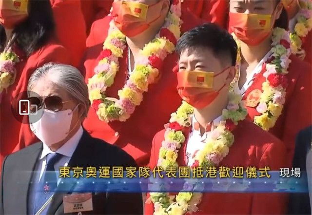晚邮报：目前迈尼昂的年薪为280万，经纪人要求800万欧续约年薪据《晚邮报》报道称，迈尼昂正在与AC米兰谈判续约，但是他的经纪人要求800万欧续约年薪，而球员目前的年薪为280万欧。